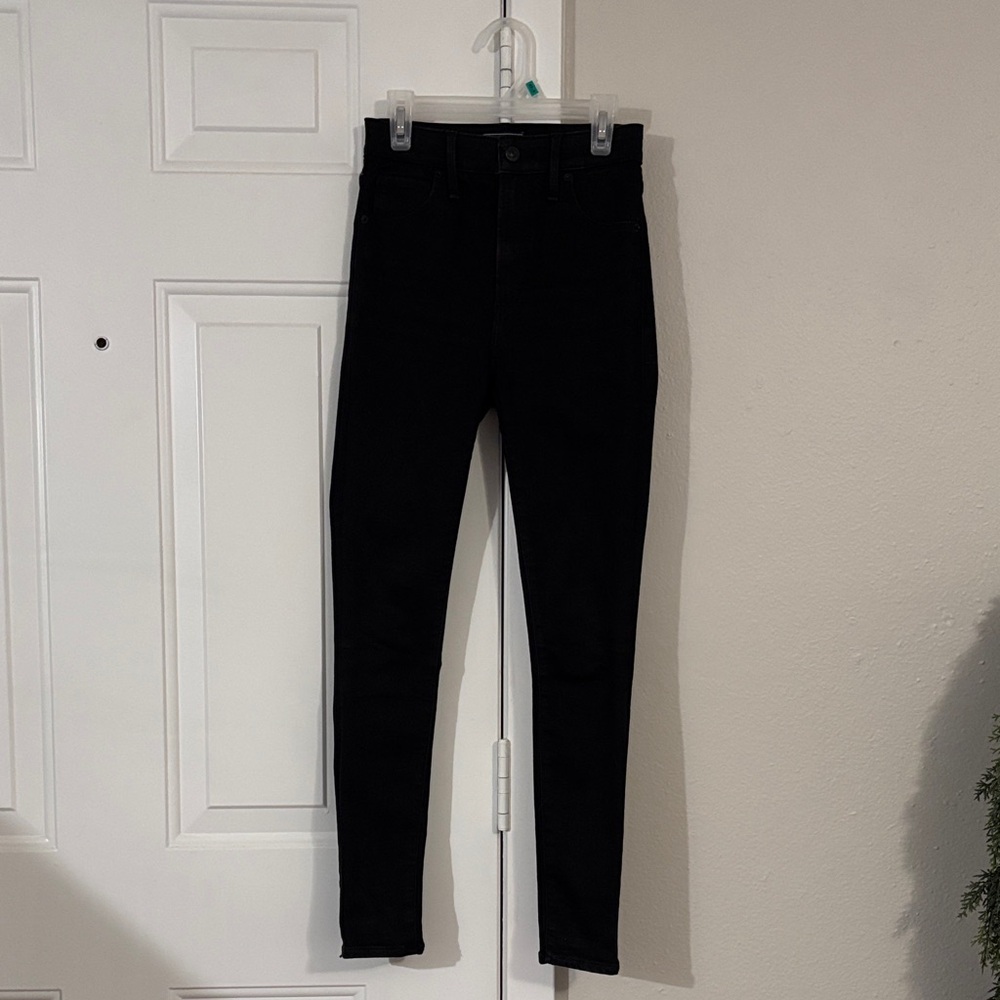 Abercrombie & Fitch Simone High Rise Super Skinny | Black | Size 24 00 Short